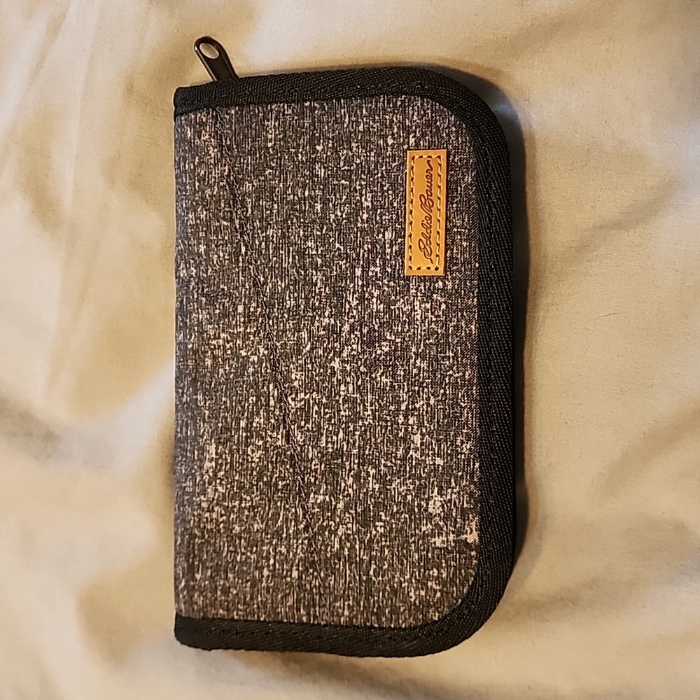 Eddie Bauer Grey zipped wallet